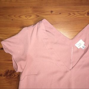 V-neck Short Sleeve Dress with Pockets